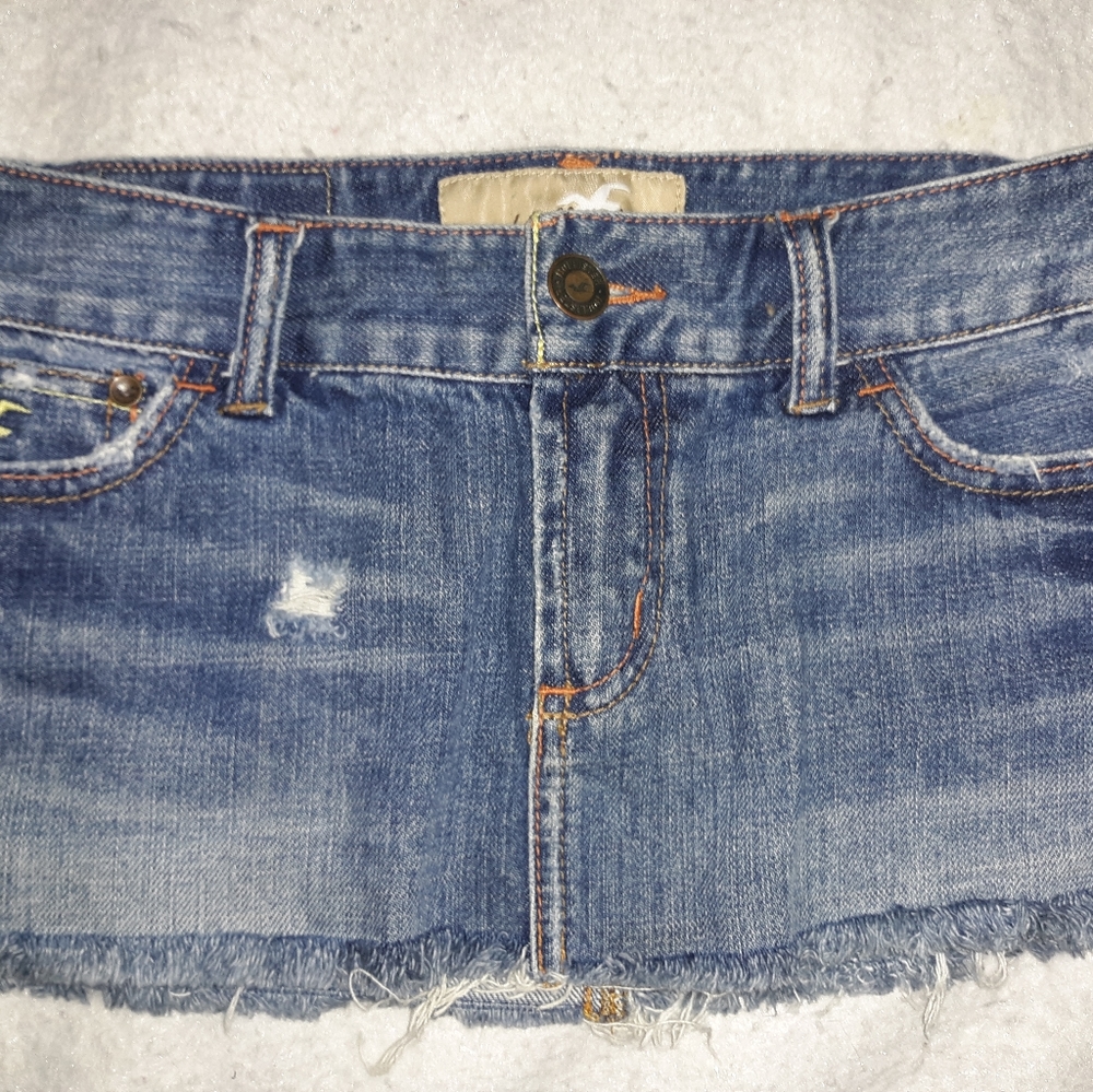 Hollister mini Jean skirt